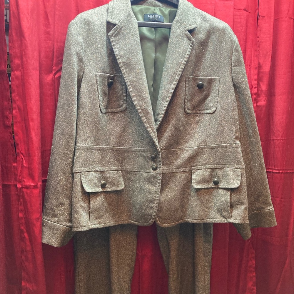 SOLD - Talbots Petites 2 Piece Suit Pants & Blazer Tweed Beige Green 22WP